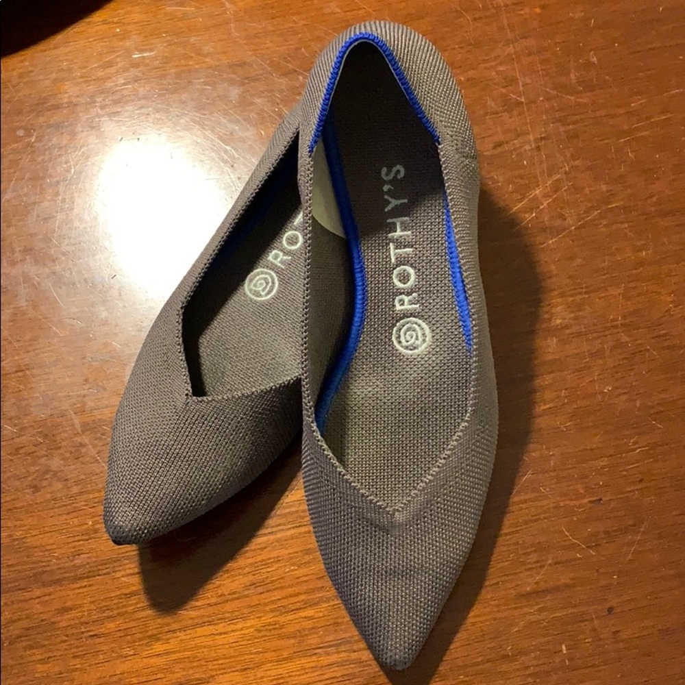 EUC Rothy’s Point flat